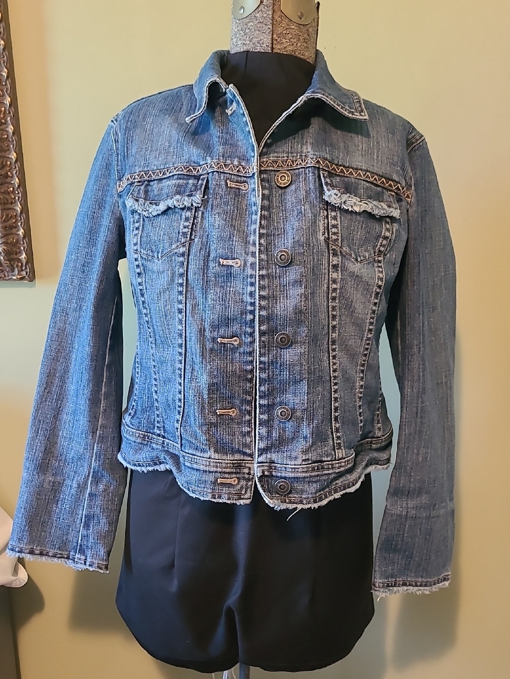 Talbots Distressed Light Blue Denim Jacket, Womens Petite Size 8
